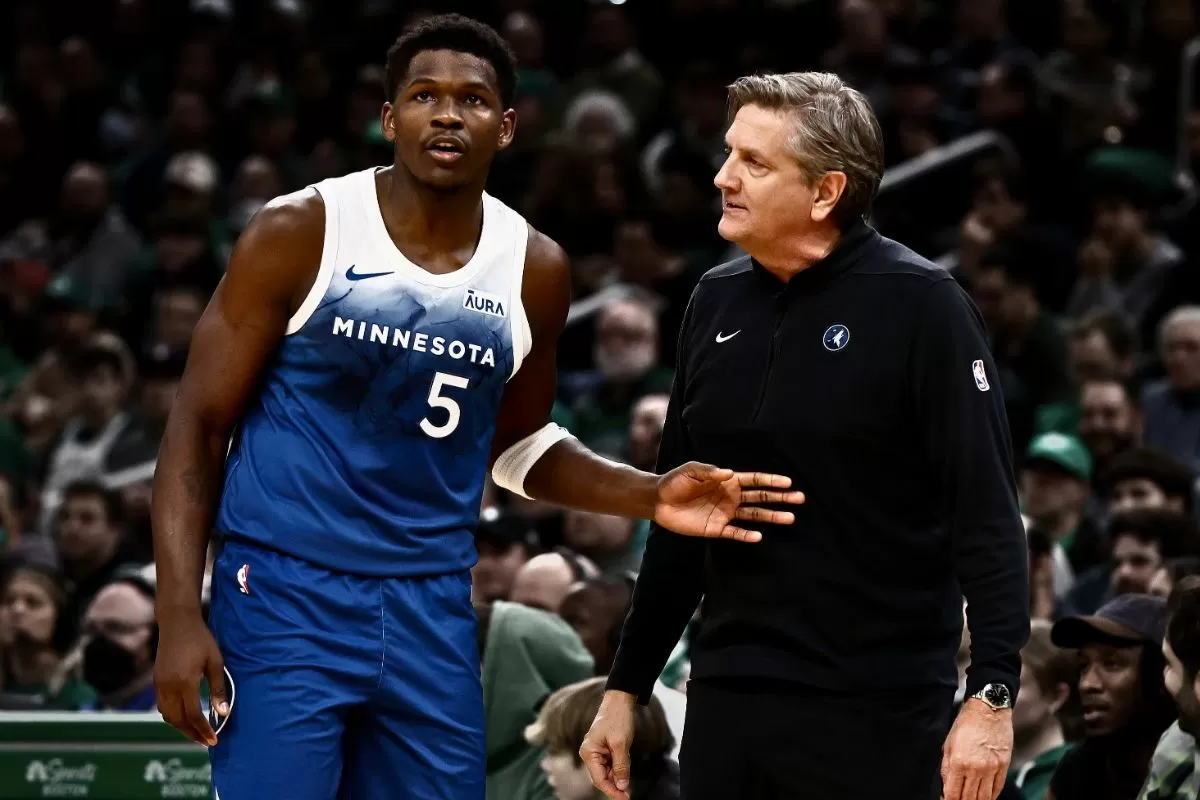 Why Was Chris Finch Ejected vs Thunder? Timberwolves HC Held Back After Heated Outburst