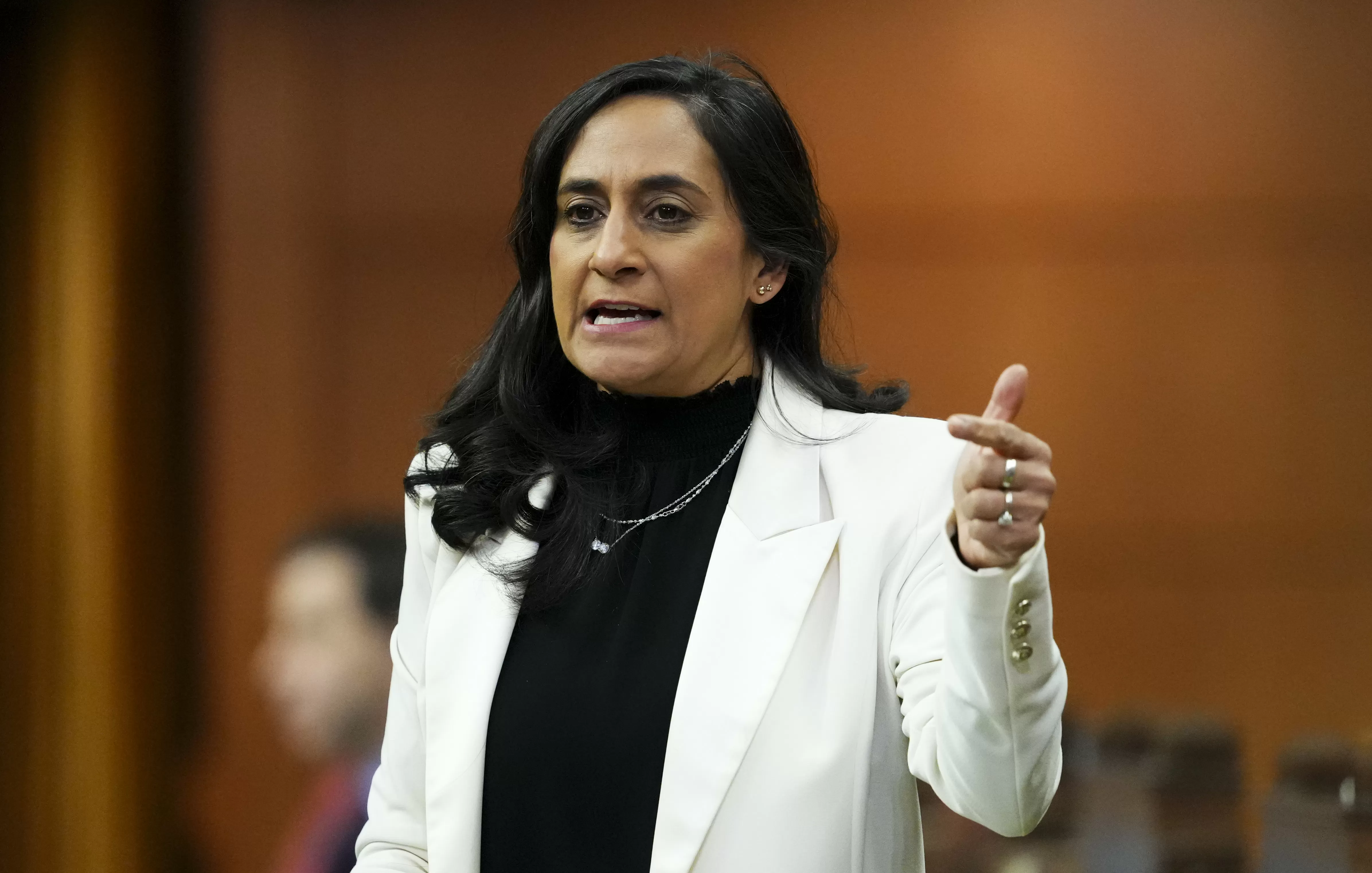 Canada lays sanctions against 4 more senior Iranian officials