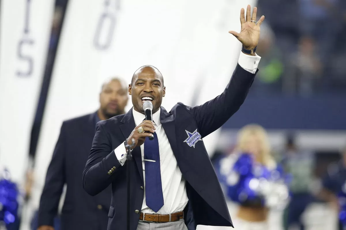 Cowboys Legend Darren Woodson Publicly Blames Jerry Jones, Sends Warning on Christian Parker