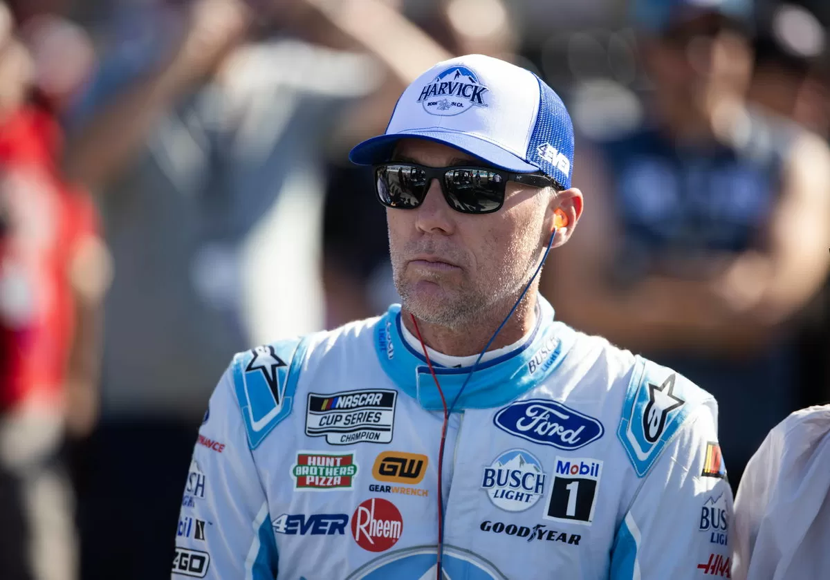 “I Always Called Him Gramps”: Kevin Harvick Breaks Silence as His Closest NASCAR Ally Passes Away
