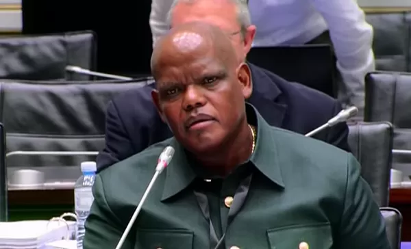 Hostile exchange between evidence leader Arendse and Phahlane