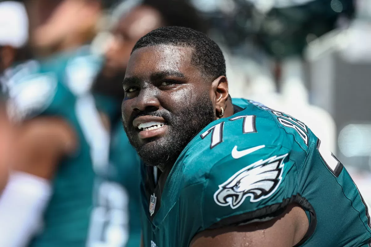 Sources: Mekhi Becton Questionable for Philly, Jets Leave No Stone Unturned for a Safety, Defense to Dominate Early Draft
