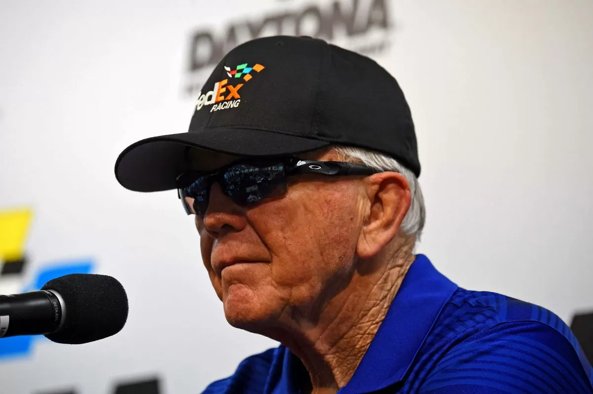 Joe Gibbs Refuses to Address Chris Gabehart’s Mysterious Exit Amid Growing Speculation