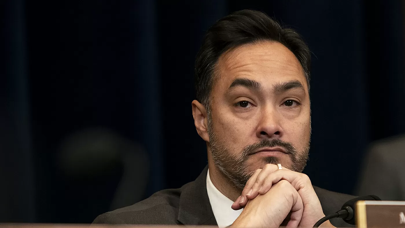 Castro knocks ICE for deporting 2-month-old, family: 'Heinous'