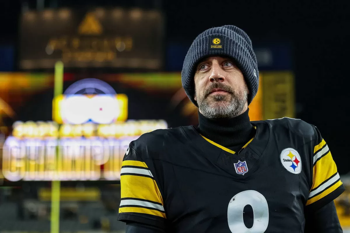 Steelers Make $59M Offensive Move That Could Convince Aaron Rodgers to Return