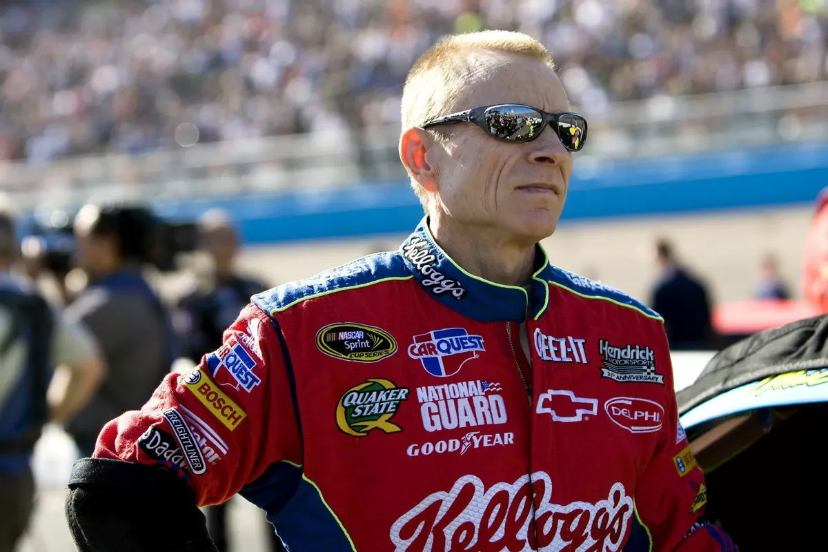 Mark Martin Gets Real on Phoenix Crossover Weekend With a Quiet 5-Word Confession