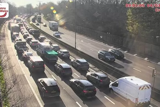 Long M4 delays after crash - live updates