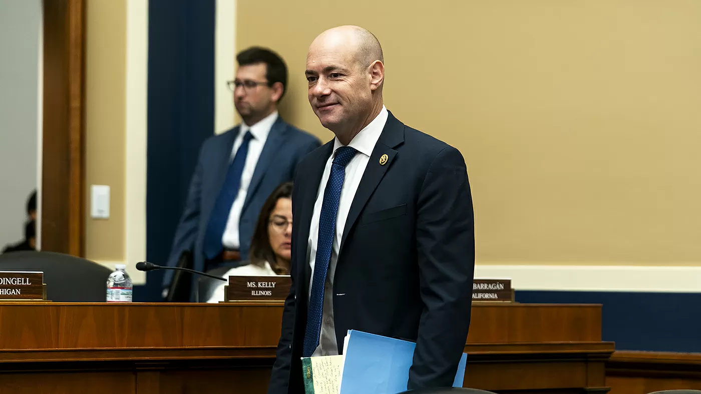 Here are the four Democrats who opposed the war powers resolution