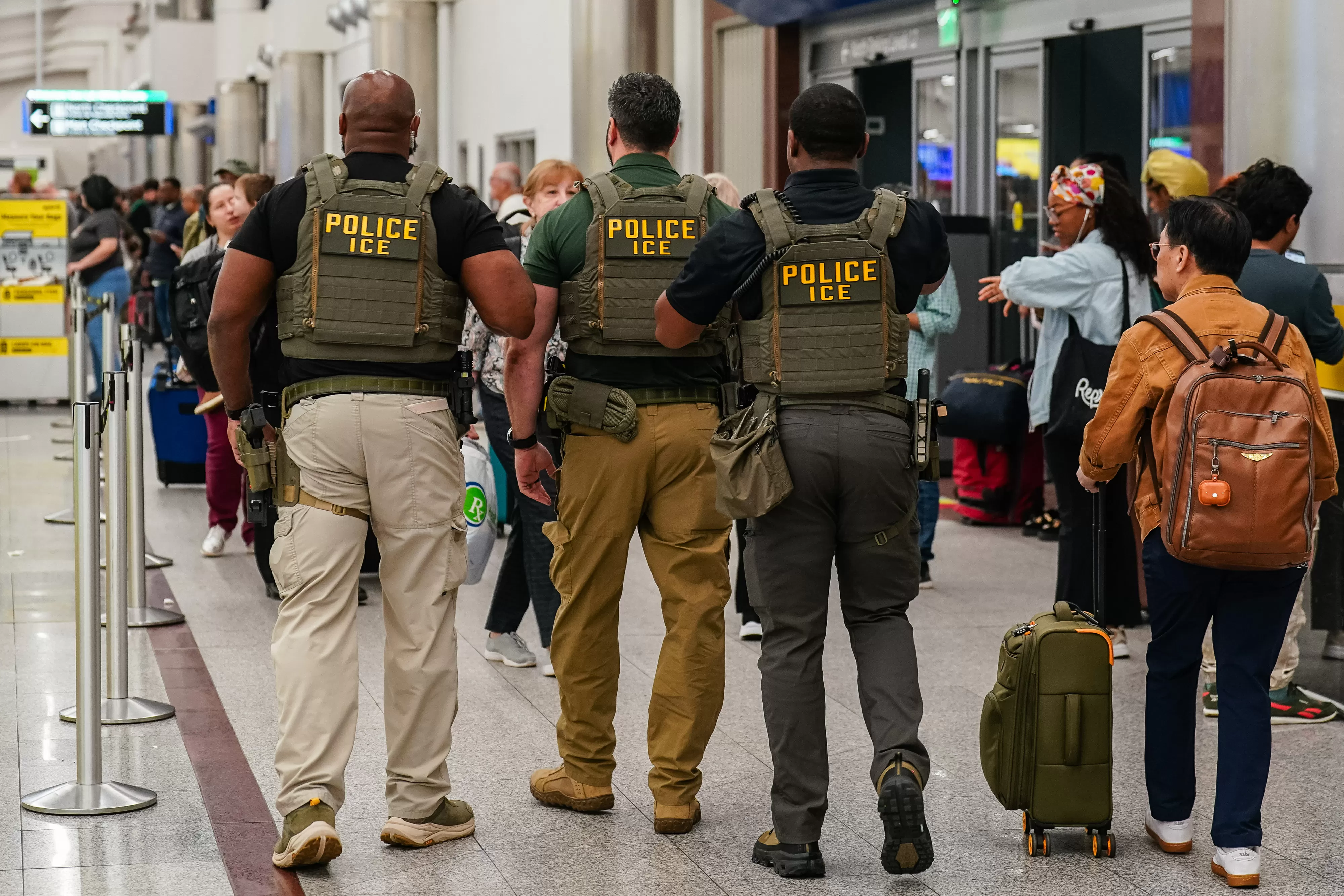 ICE officers now checking IDs in airport security lines