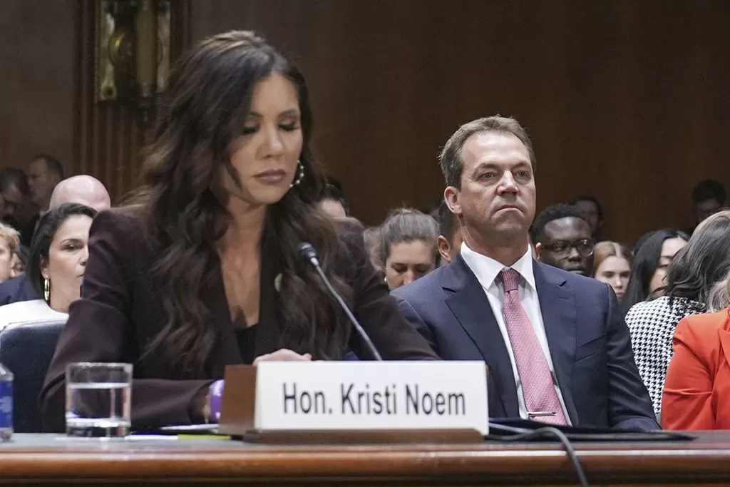 Democrats demand DOJ investigation into Noem testimony on ad campaign, detentions