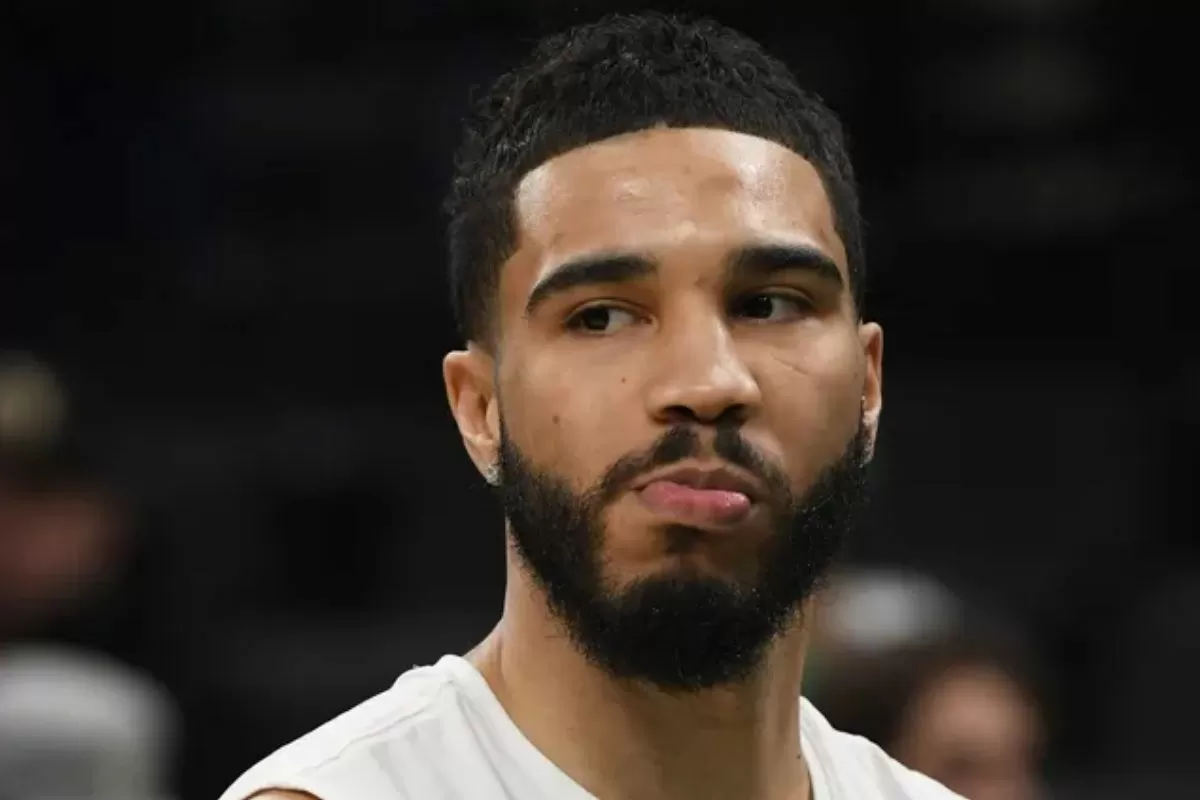 “What Are You Going to Sacrifice?”: NBA Legend Rings Warning Bells on Jayson Tatum’s Return