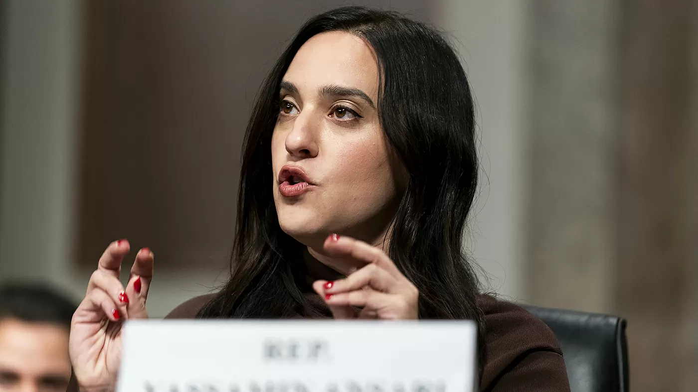 Oversight Democrat on meeting with Comer, Bondi: 'We all just f---ing had it'