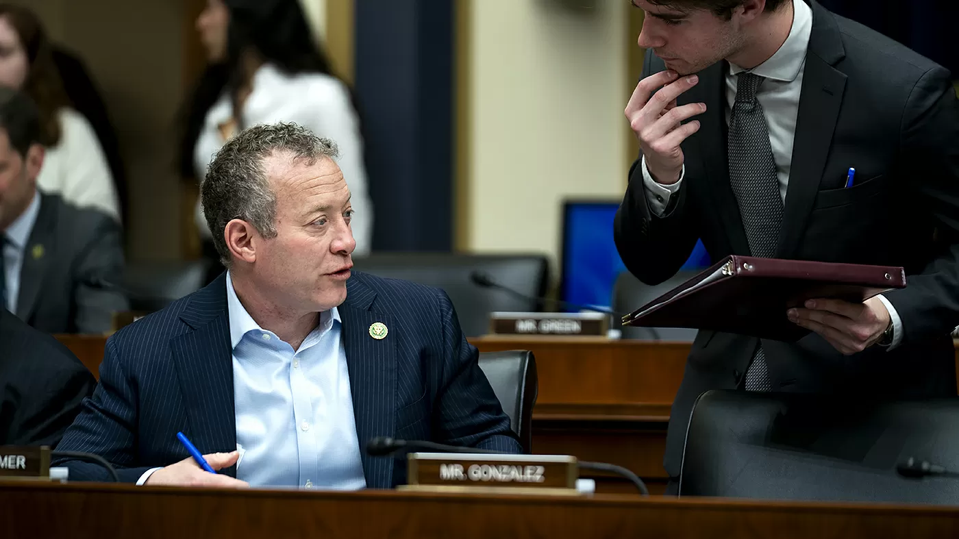 Democrats poised to escalate pressure on GOP with repeated votes on Iran war powers