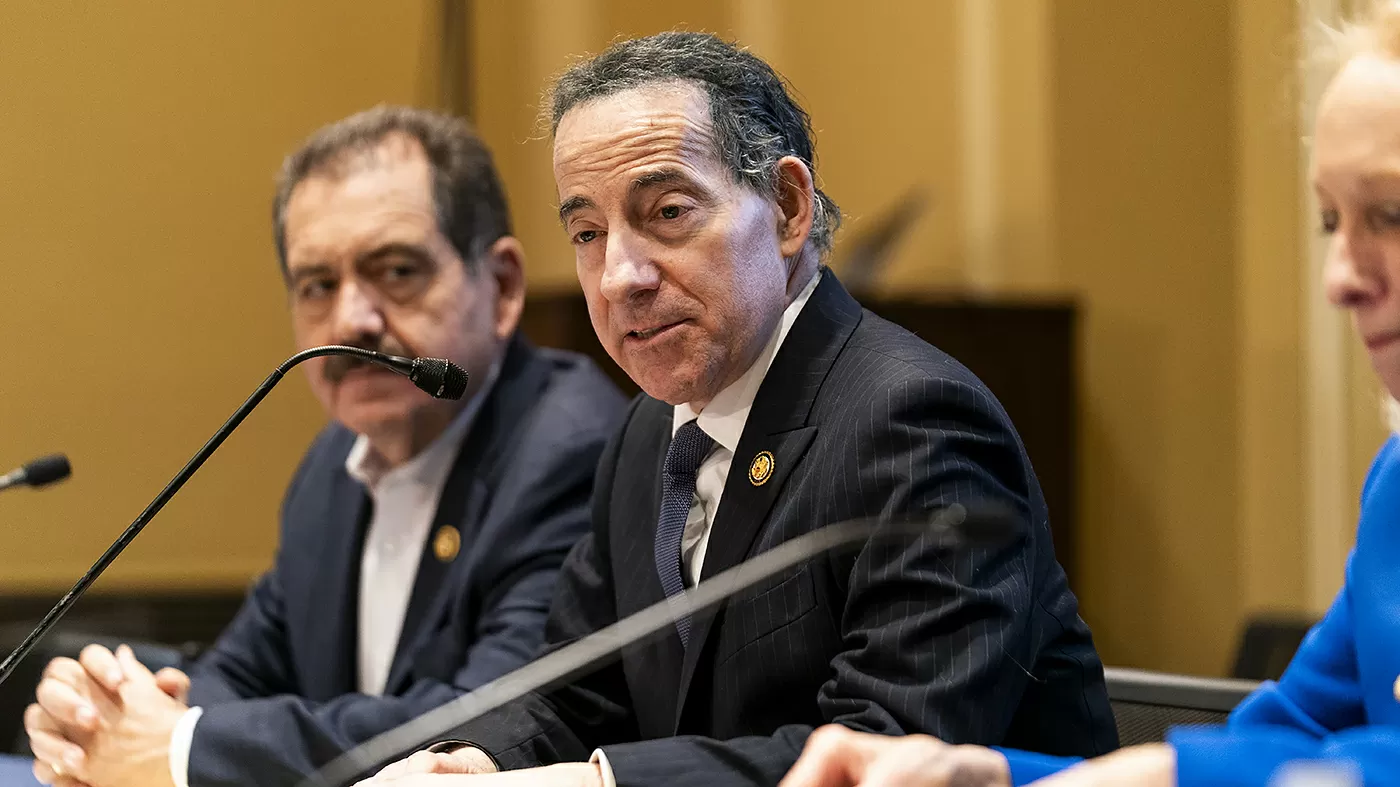 Rep. Raskin: Kash Patel 'on the run now'