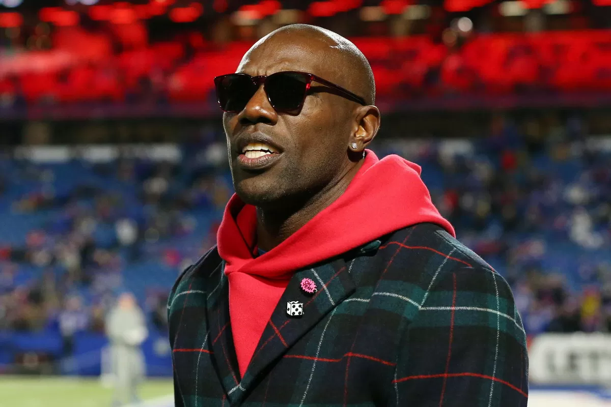 “LeBron Doesn’t Care”: NFL Legend Terrell Owens Claps Back at LeBron James Over Disrespecting Memphis