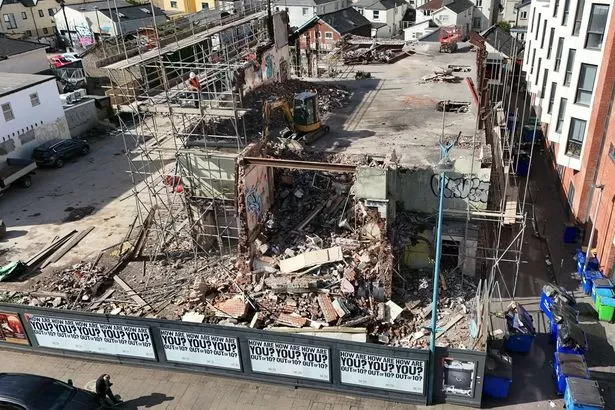 Eyesore former cinema being demolished