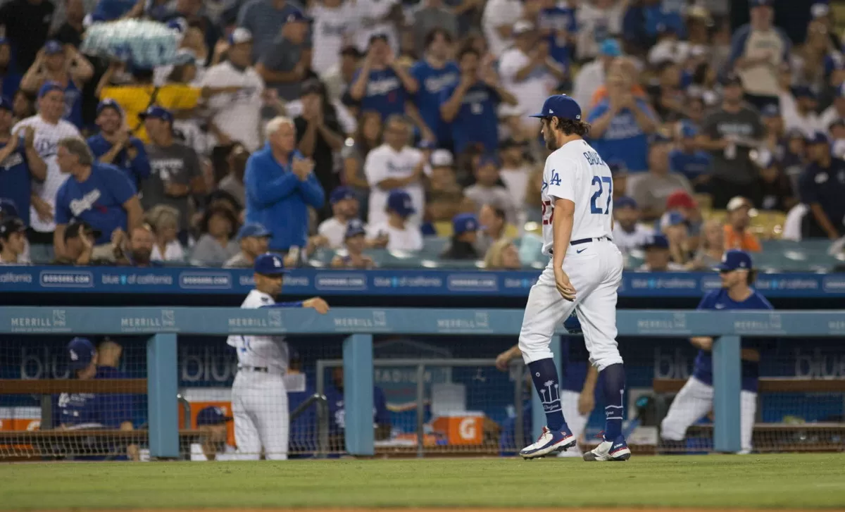 Dodgers Outcast Makes Bold Quest for MLB Return After Signing With Independent Team Linked to Rangers