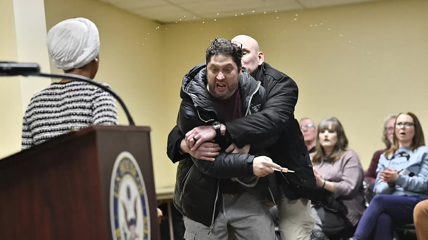 Man accused of spraying Omar with apple cider vinegar plans to plead guilty
